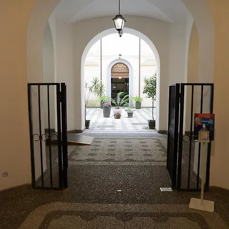 Gh Colosseum Panzió